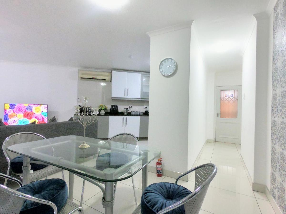 Stunning 2 Bed - Rooftop Braai Area - Sunset Views Дурбан Экстерьер фото