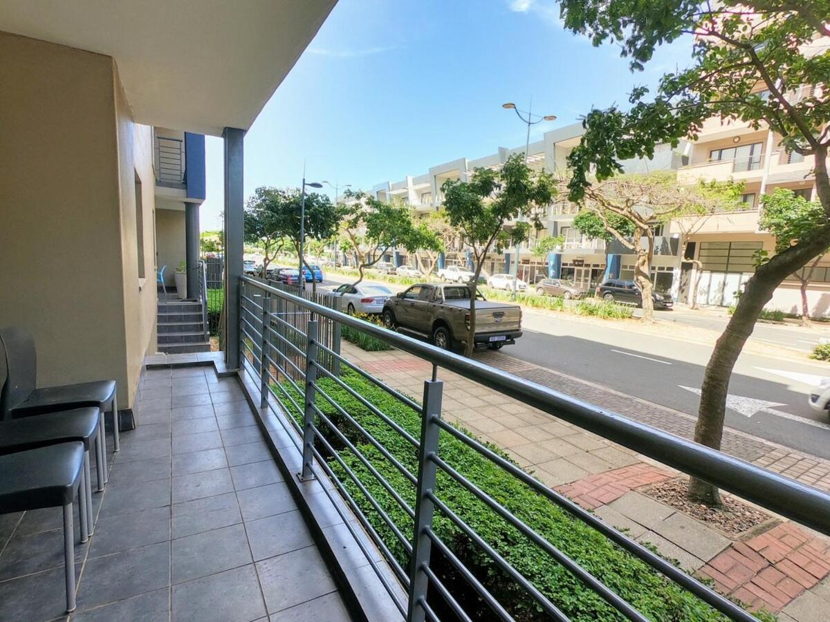 Stunning 2 Bed - Rooftop Braai Area - Sunset Views Дурбан Экстерьер фото